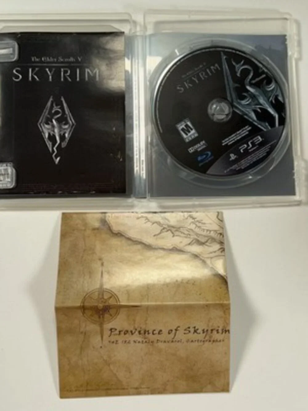 The Elder Scrolls V: Skyrim IV Oblivion Map PlayStation 3 2 Game Lot Tested